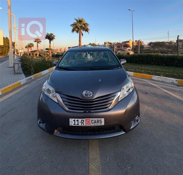 تويوتا سيينا 2015 للبيع في العراق -  بغداد